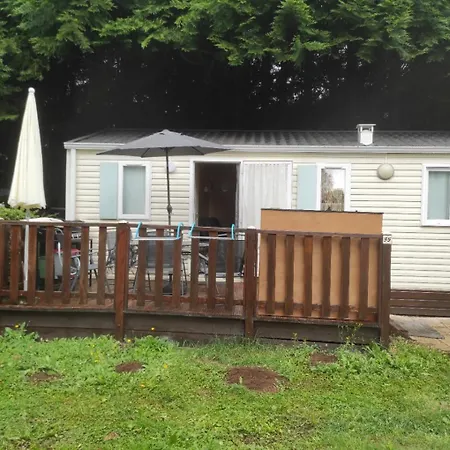 Parque de Campismo Mobil Agreable Et Fonctionnel Besse-et-Saint-Anastaise